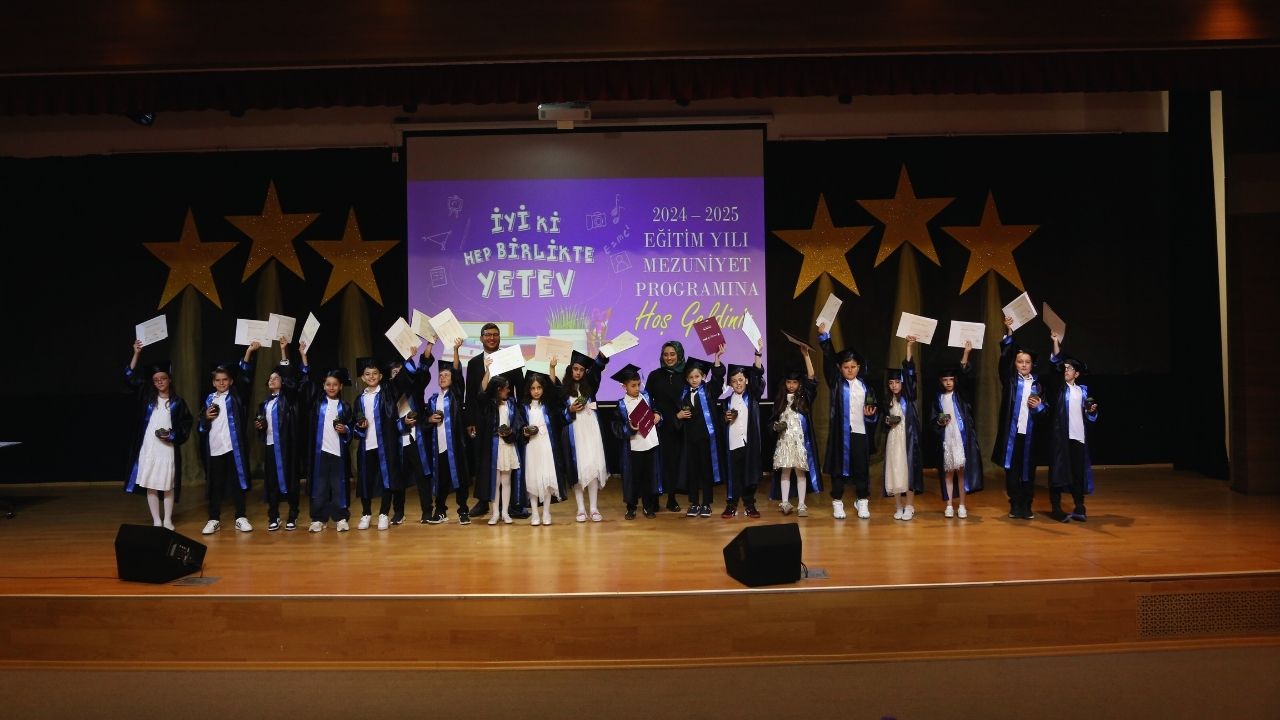 4. Sınıflar Mezuniyet Programı Gerçekleştirildi