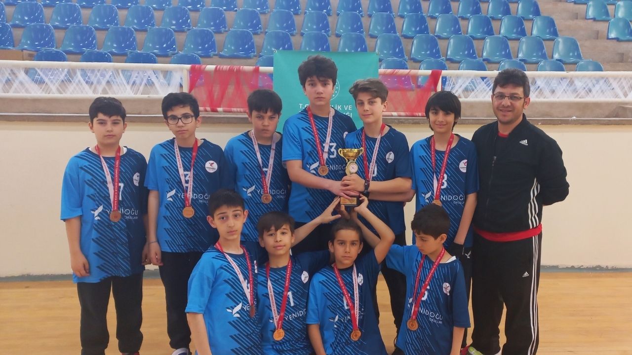 Geleneksel Oyunlarda Gururlandıran Başarı