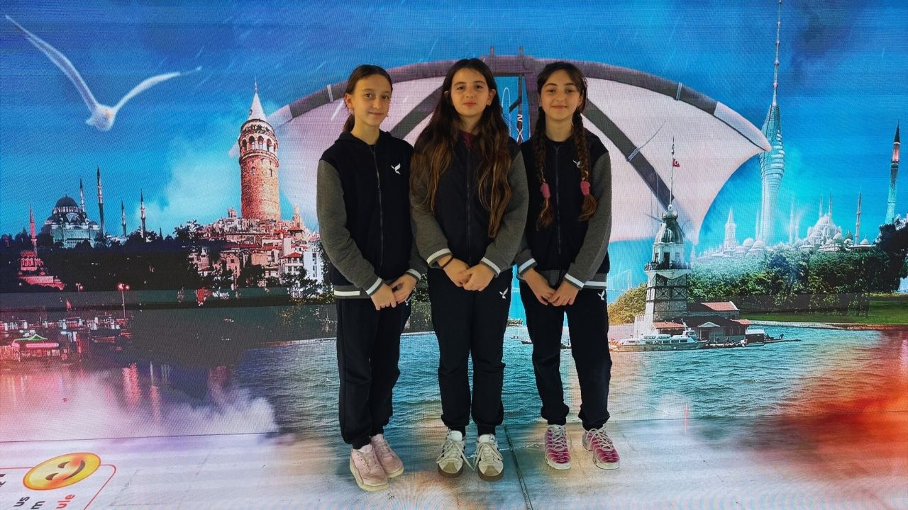 İstanbul Manzaralı Uzay Simülasyonunda Bir Gün 