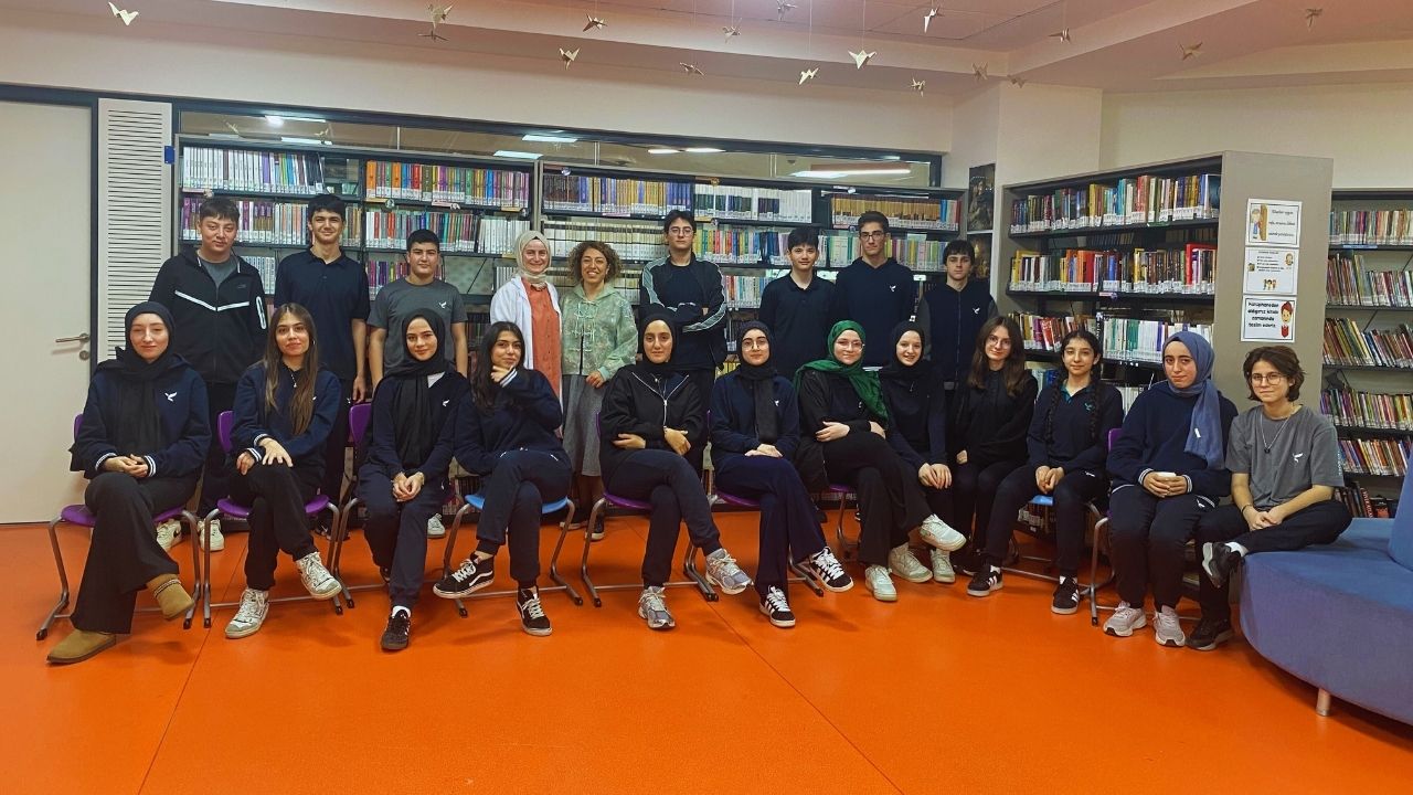 Kahve Eşliğinde Felsefe