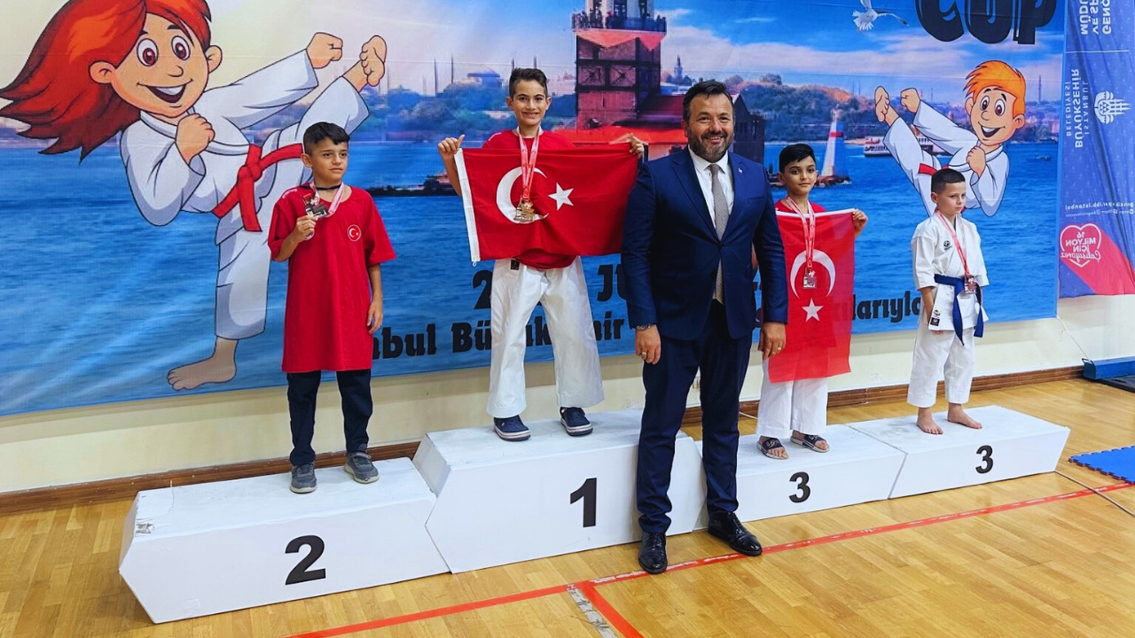 Marmara Cup Karate Turnuvası'nda Birincilik