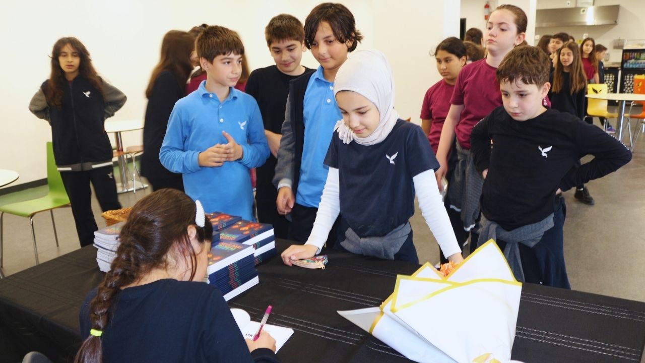 Minik Yazarımızın Söyleşisi Gazze’yi Unutturmadı