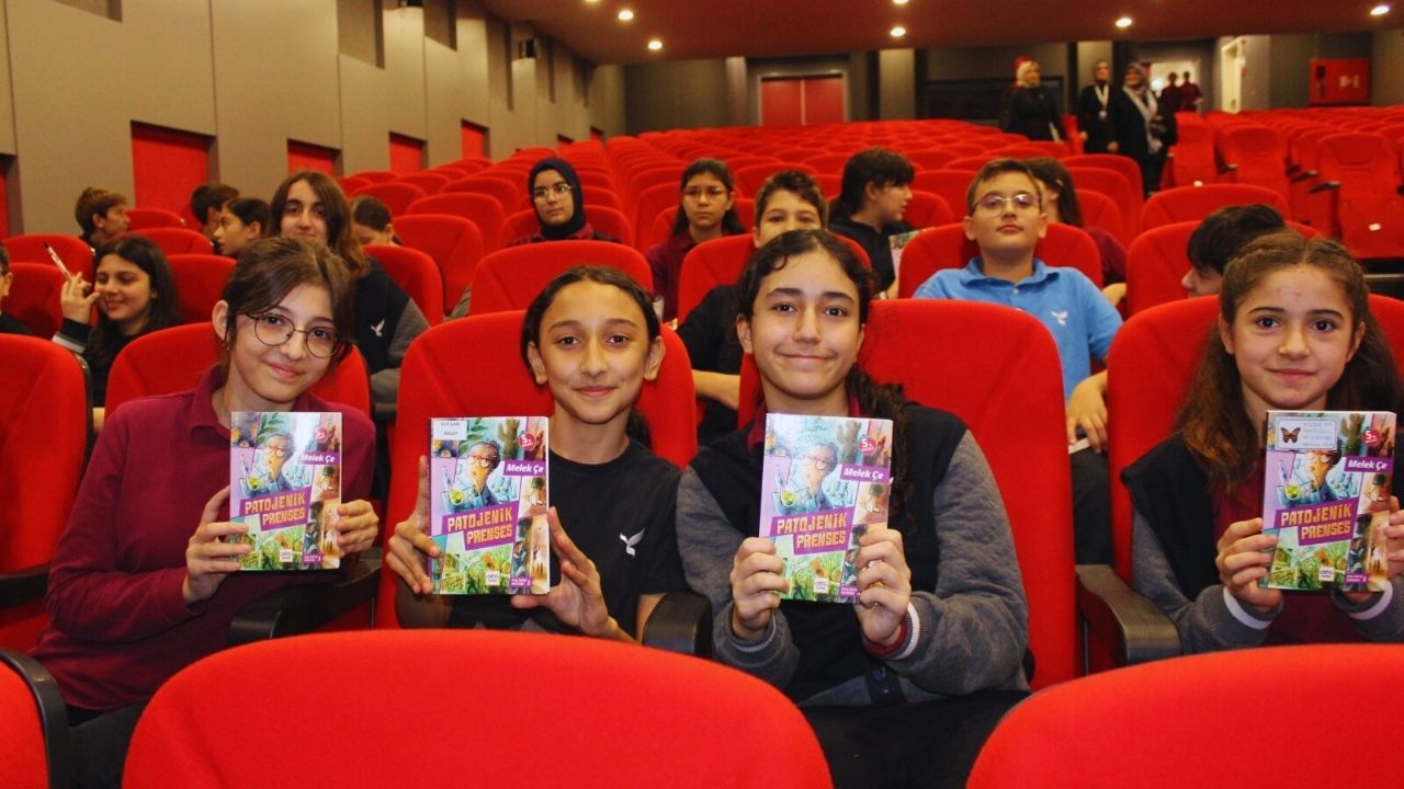 Yazar Melek Çe İle Yazarlığı Keşfettik